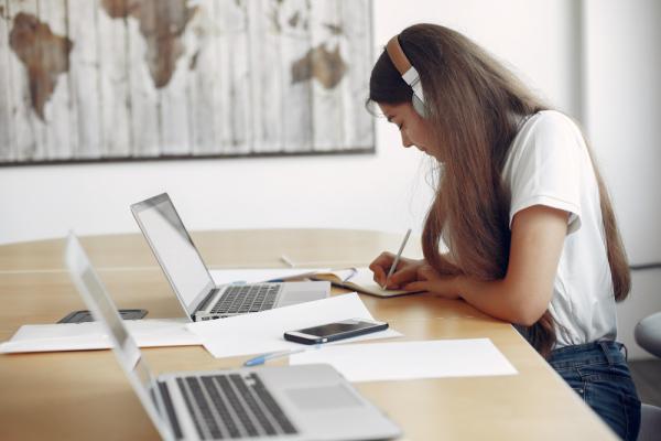 Diferencia entre aplicación nativa, web y multiplataforma - Qué es una aplicación web