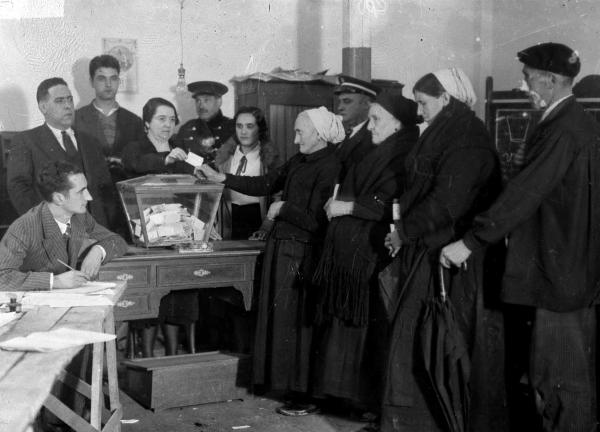 Historia de Clara Campoamor: resumen - Clara Campoamor y el voto femenino
