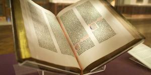 Cuáles son los libros apócrifos del Antiguo y Nuevo Testamento